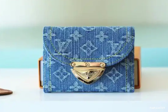 Vuitton VICTORINE Wallet Louis 0324